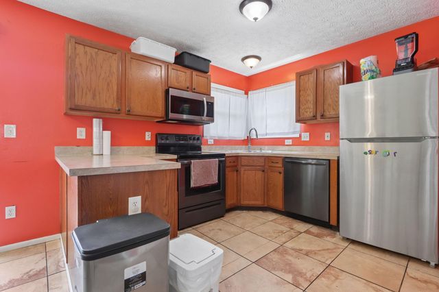 4555 Tolbert Avenue, Grove City, OH 43123