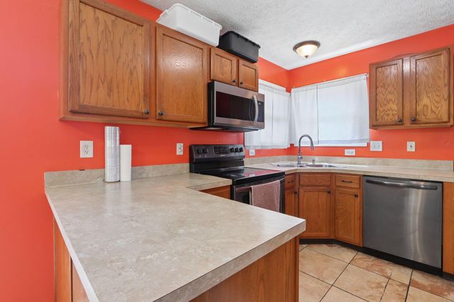 4555 Tolbert Avenue, Grove City, OH 43123