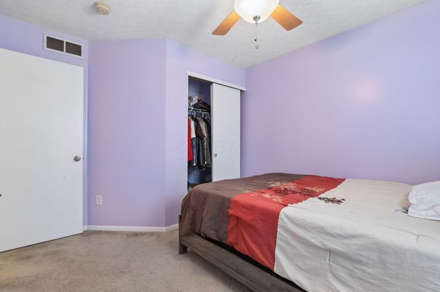 4555 Tolbert Avenue, Grove City, OH 43123