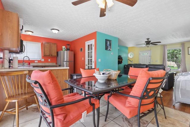 4555 Tolbert Avenue, Grove City, OH 43123