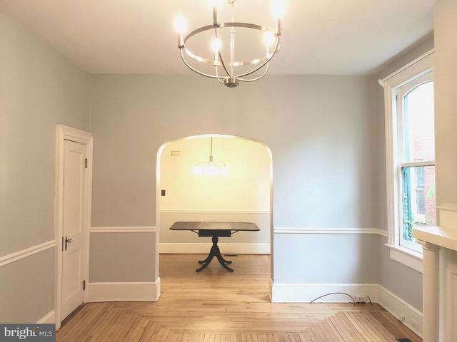 120 N MAPLE AVE, Martinsburg, WV 25401