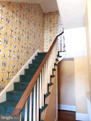 120 N MAPLE AVE, Martinsburg, WV 25401