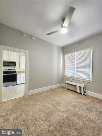 120 N MAPLE AVE, Martinsburg, WV 25401