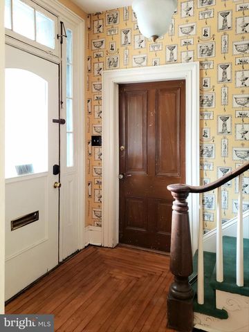 120 N MAPLE AVE, Martinsburg, WV 25401