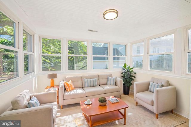 2923 FAIRHILL RD, Fairfax, VA 22031