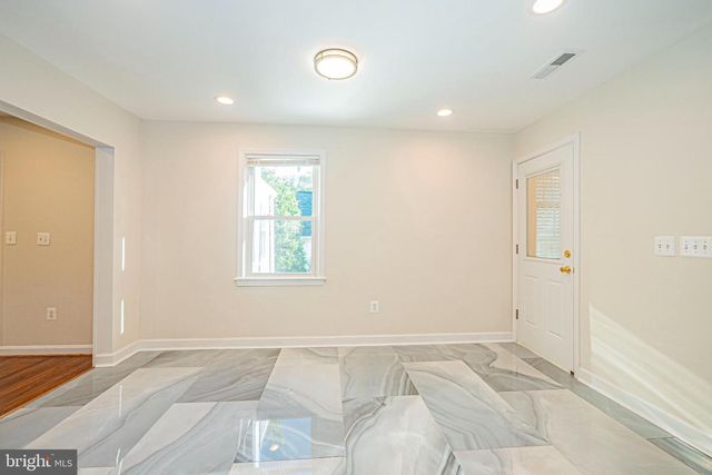 2923 FAIRHILL RD, Fairfax, VA 22031