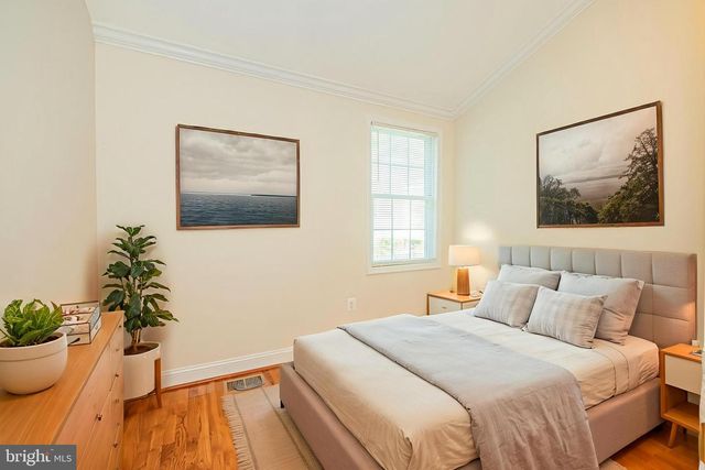 2923 FAIRHILL RD, Fairfax, VA 22031