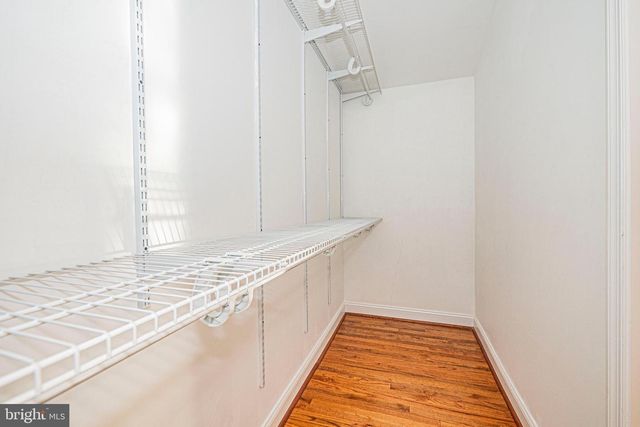 2923 FAIRHILL RD, Fairfax, VA 22031
