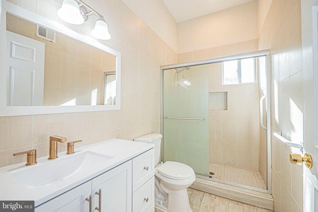 2923 FAIRHILL RD, Fairfax, VA 22031