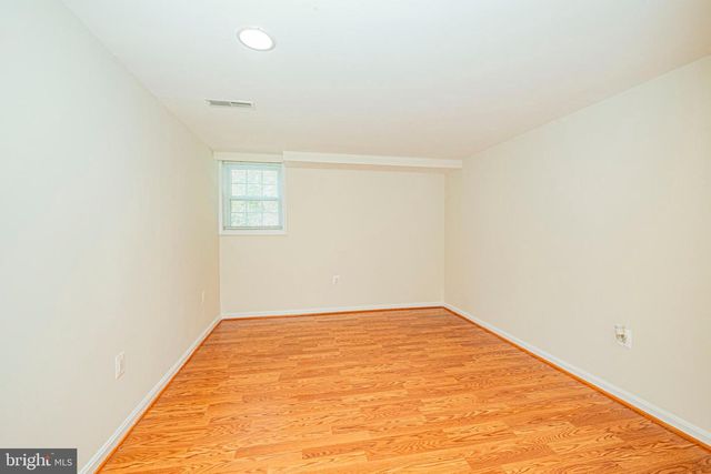 2923 FAIRHILL RD, Fairfax, VA 22031