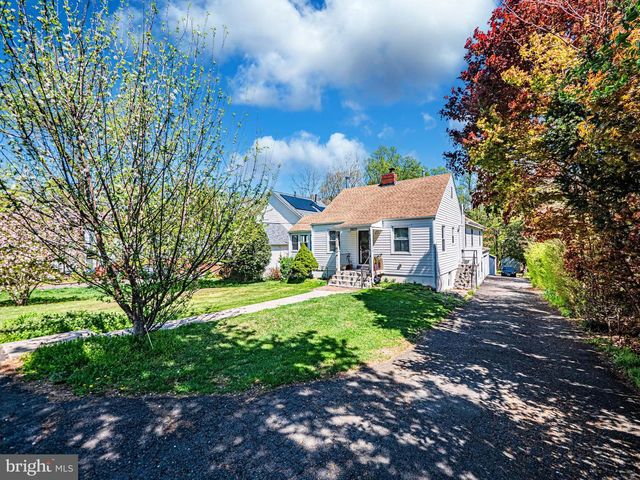 2923 FAIRHILL RD, Fairfax, VA 22031
