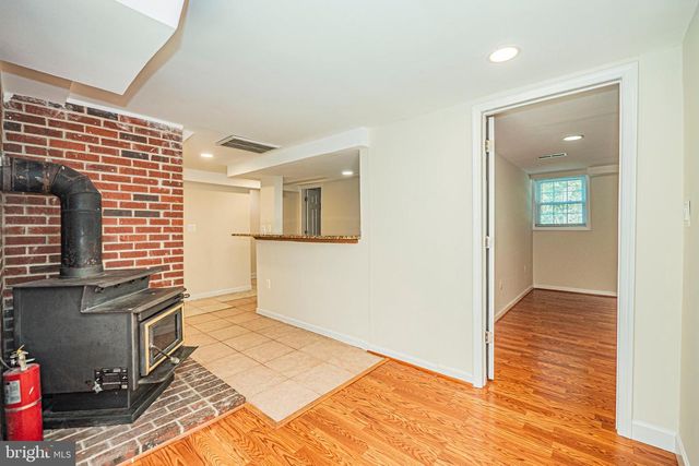 2923 FAIRHILL RD, Fairfax, VA 22031