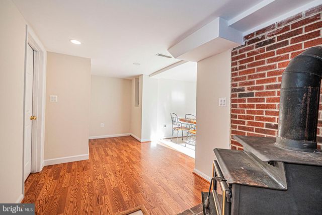 2923 FAIRHILL RD, Fairfax, VA 22031