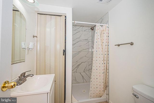 2923 FAIRHILL RD, Fairfax, VA 22031