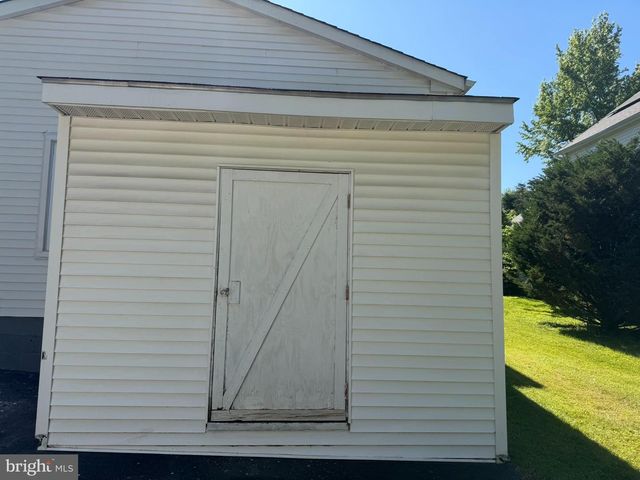 2923 FAIRHILL RD, Fairfax, VA 22031