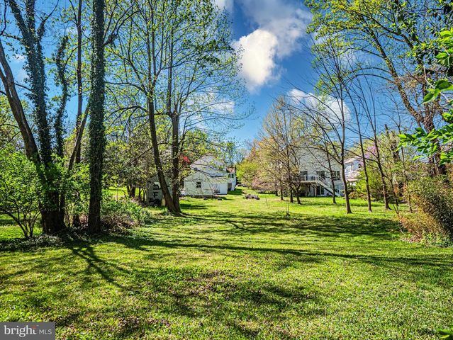 2923 FAIRHILL RD, Fairfax, VA 22031