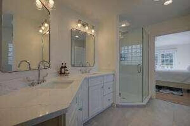 475 Seabrook Road, Tequesta, FL 33469