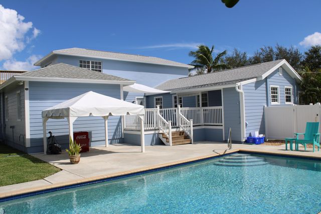 475 Seabrook Road, Tequesta, FL 33469