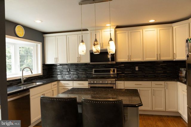 12626 CHILTON RD, Philadelphia, PA 19154