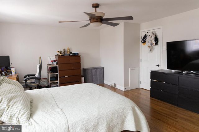 12626 CHILTON RD, Philadelphia, PA 19154