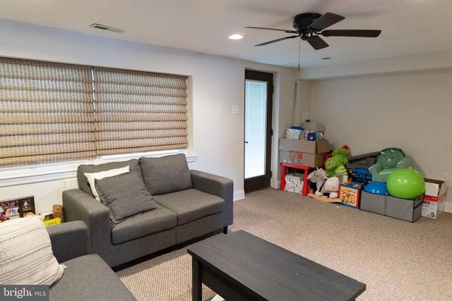 12626 CHILTON RD, Philadelphia, PA 19154