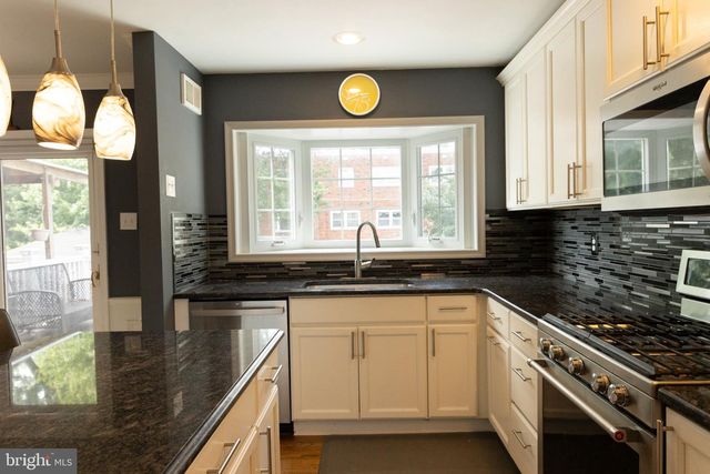 12626 CHILTON RD, Philadelphia, PA 19154