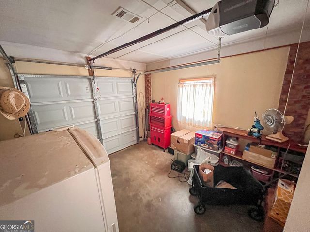 104 Ridgedale Drive, Warner Robins, GA 31088