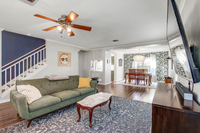 1317 Bradbury LN, Austin, TX 78753