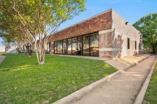 201 Amanda Lane 300, Waxahachie, TX 75165