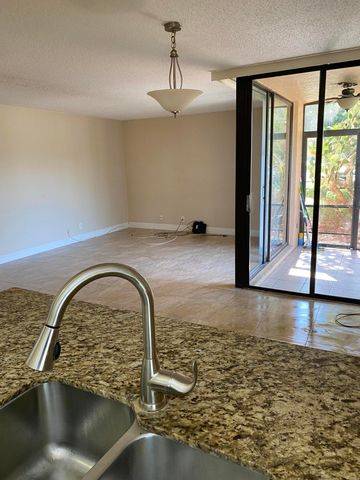 750 Egret Circle 6111, Delray Beach, FL 33444