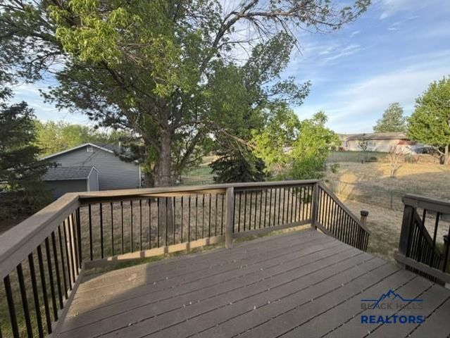 715 E ELK, Rapid City, SD 57701