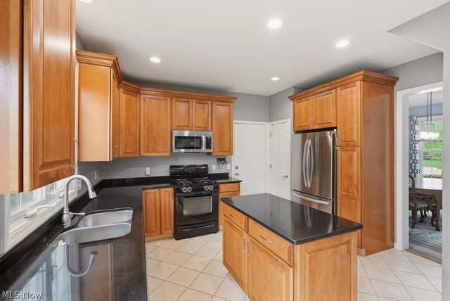 558 Alliance Drive, Northfield, OH 44067