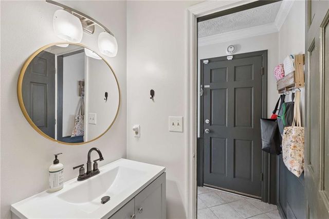 609 Farmbrook Trail NE, Kennesaw, GA 30144