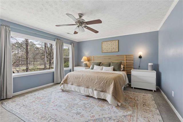 609 Farmbrook Trail NE, Kennesaw, GA 30144