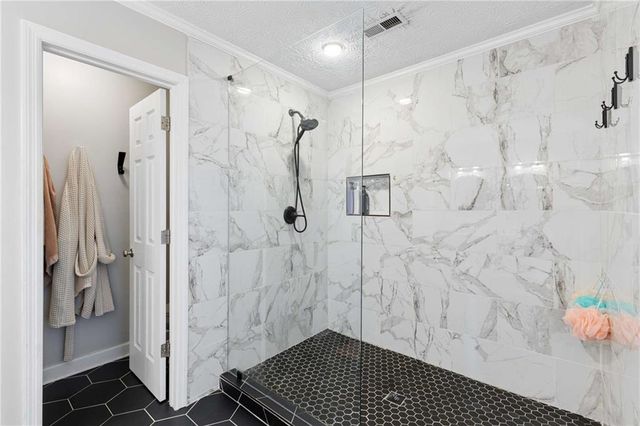 609 Farmbrook Trail NE, Kennesaw, GA 30144