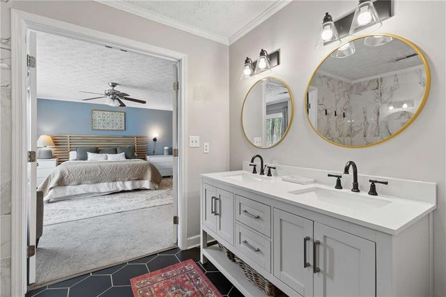 609 Farmbrook Trail NE, Kennesaw, GA 30144