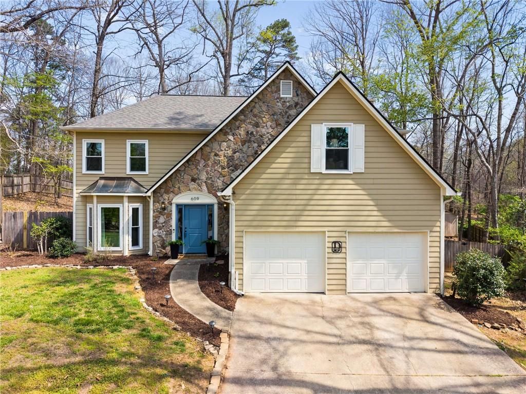 609 Farmbrook Trail NE, Kennesaw, GA 30144