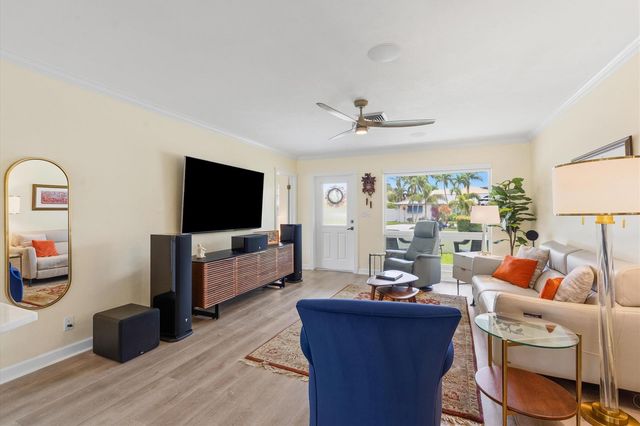 801 Berkeley Street, Boca Raton, FL 33487