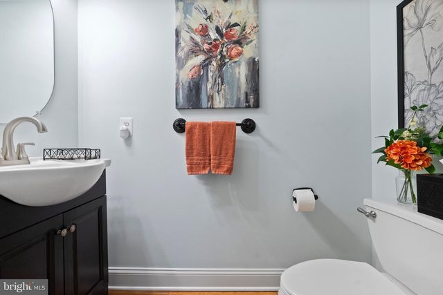 10 LAUREL WOOD CT, Laurel Springs, NJ 08021