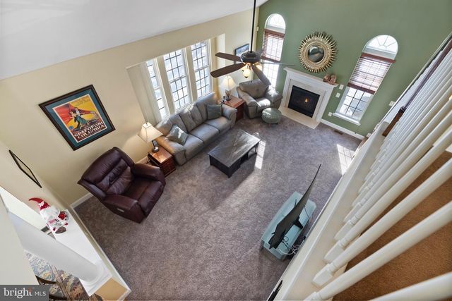 10 LAUREL WOOD CT, Laurel Springs, NJ 08021