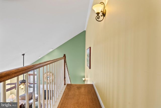 10 LAUREL WOOD CT, Laurel Springs, NJ 08021