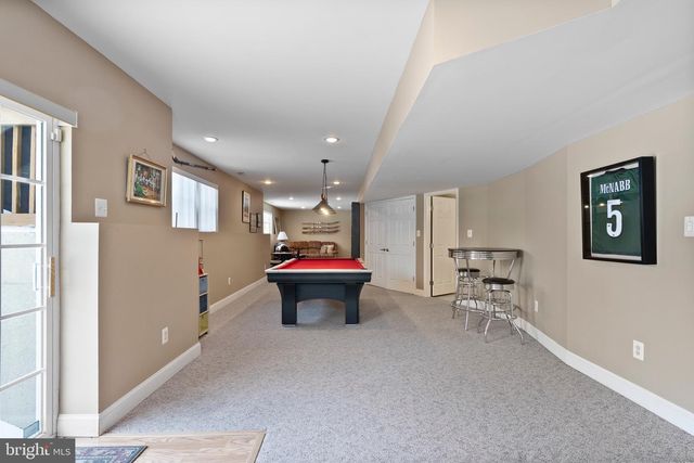 10 LAUREL WOOD CT, Laurel Springs, NJ 08021