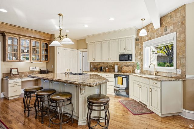 672 S ST JAMES PL, Cedar City, UT 84720