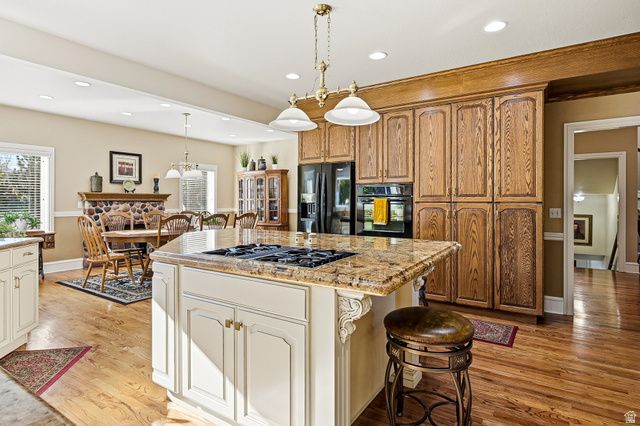 672 S ST JAMES PL, Cedar City, UT 84720