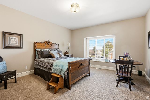 672 S ST JAMES PL, Cedar City, UT 84720