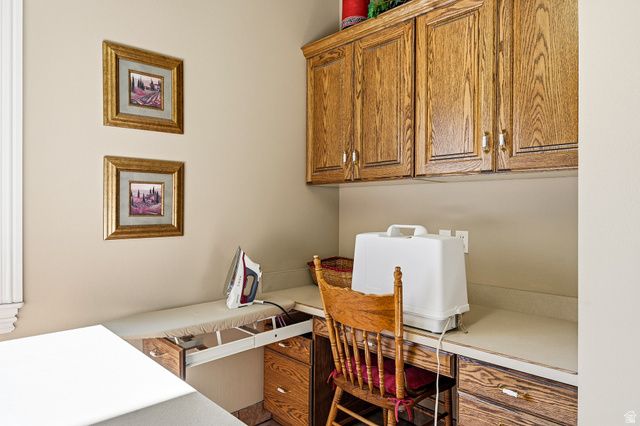 672 S ST JAMES PL, Cedar City, UT 84720