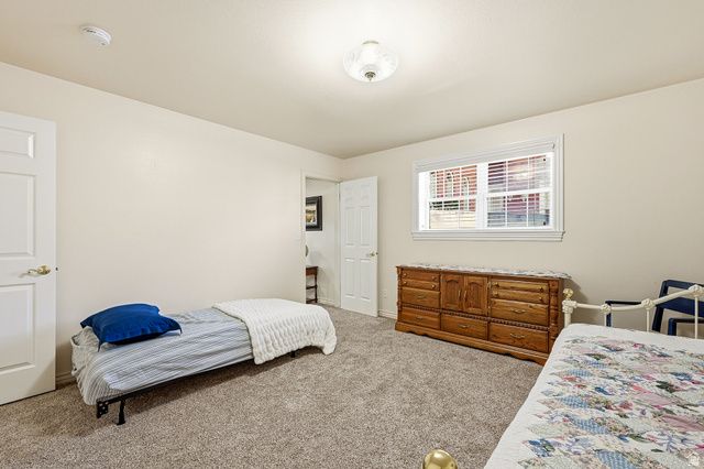 672 S ST JAMES PL, Cedar City, UT 84720