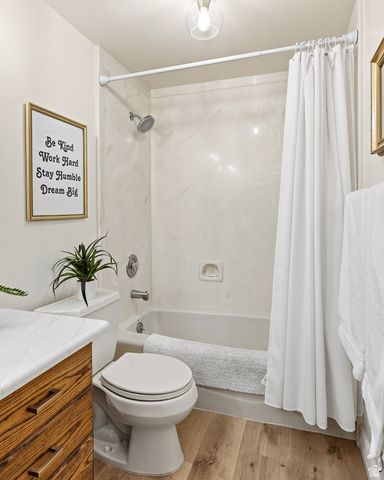 672 S ST JAMES PL, Cedar City, UT 84720