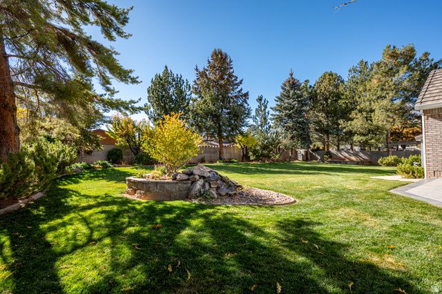 672 S ST JAMES PL, Cedar City, UT 84720