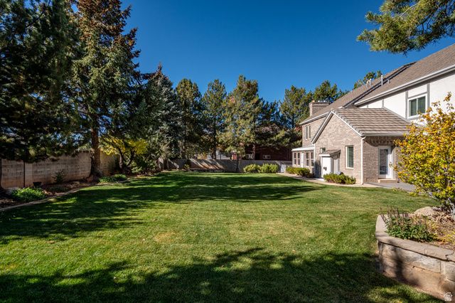 672 S ST JAMES PL, Cedar City, UT 84720